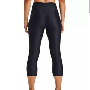 NWT Under Armour Capri Leggings